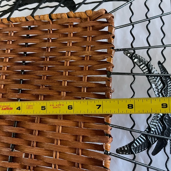 Metal and wicker basket - Picture 6 of 11